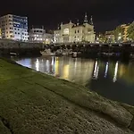 Kresala Etxea ,2 Min De Puerto ,wifi Free